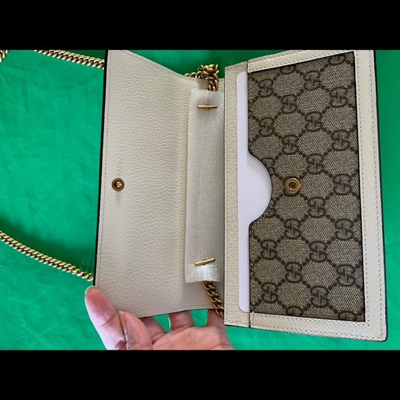 **SOLD**NEW Gucci Margaret Bee Crossbody** - Picture 4 of 8